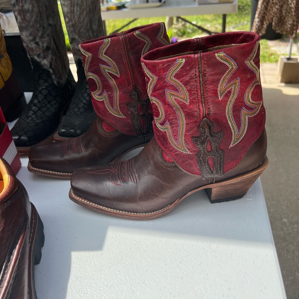 Women’s boots